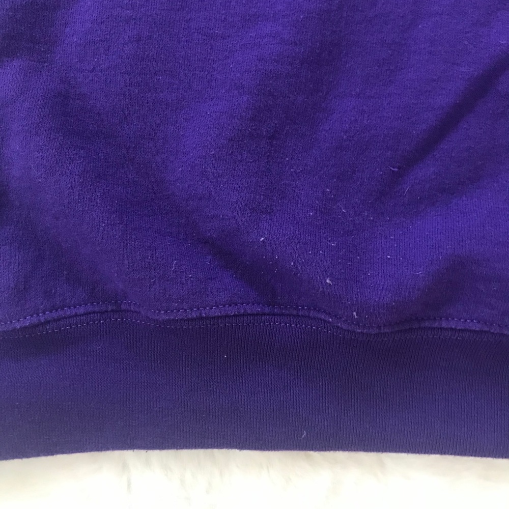 🌻3/$20 I Love Lucy Purple Embroidered Sweater - Picture 6 of 6